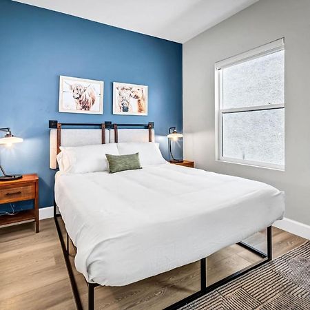 Single Bedroom - Queen Size. Heart Of Downtown Vista Zewnętrze zdjęcie